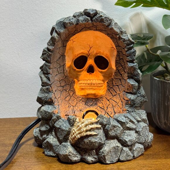 Vintage Skeleton Accent Light Halloween Goth Decor 2001 Adams Apple Dist - Picture 4 of 11